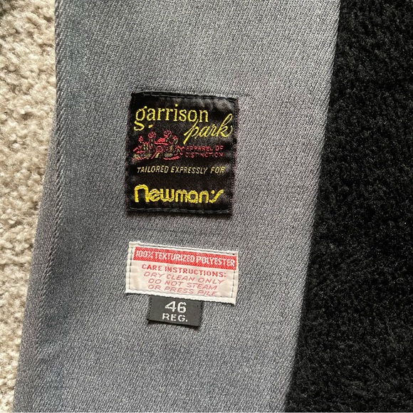 Gray Garrison Park Crownwear Overcoat Men’s Size 46R - Picture 6 of 11